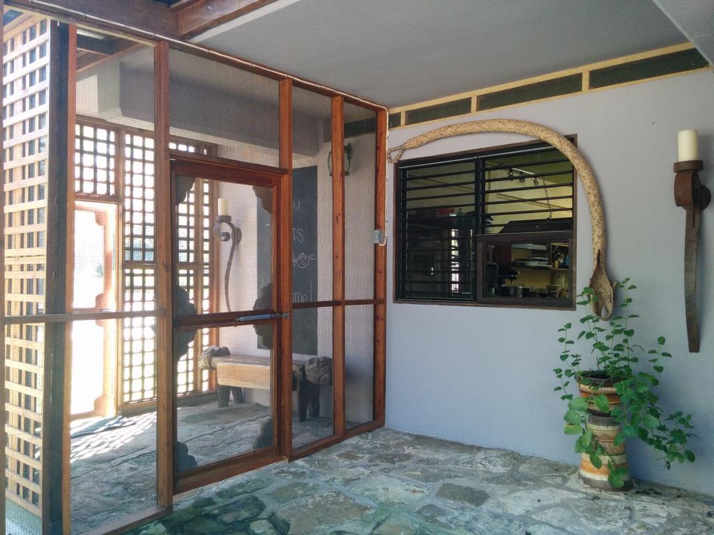 Bayshore Bijou Suites Maya Beach Exterior foto